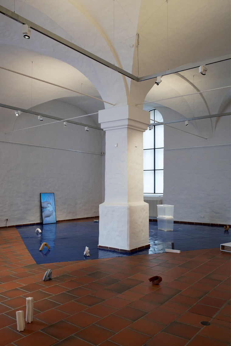 Ausstellungsansicht "Schnittblumenwiese" von Anna Pasco Bolta (2021). © Anna Pasco Bolta